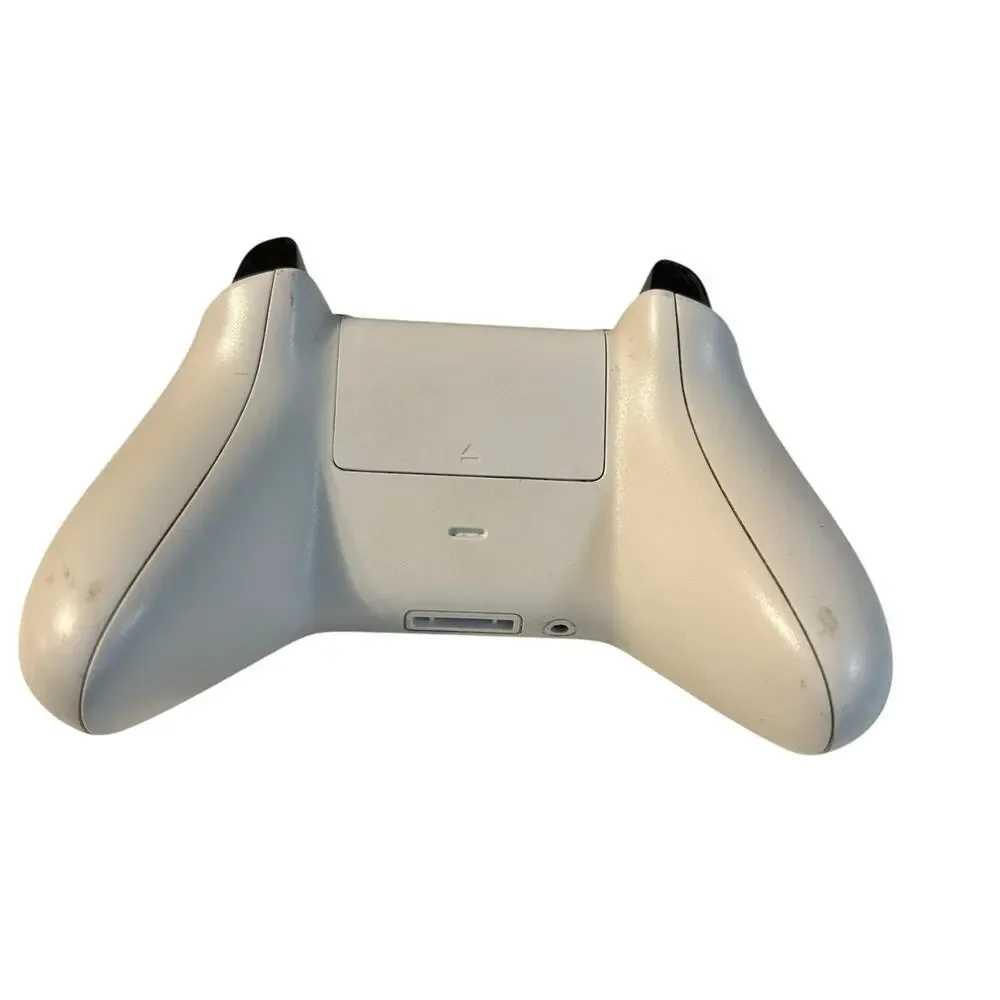 Microsoft Xbox One Controller White Model 1708 - For Parts Or Repair